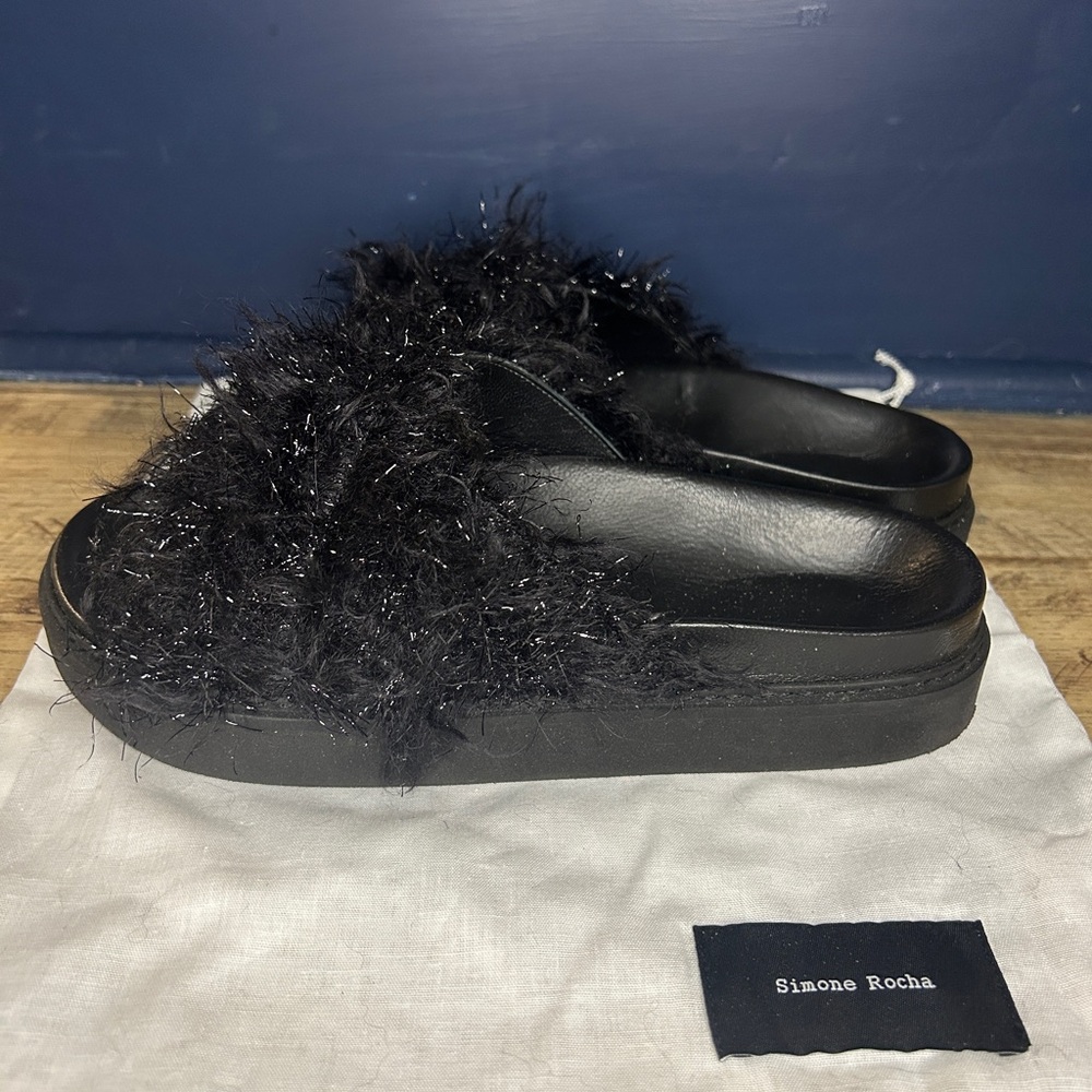 Simone Rocha Black Faux Fur Slides Sandals Women’s Size 39 (Made in Italy)
